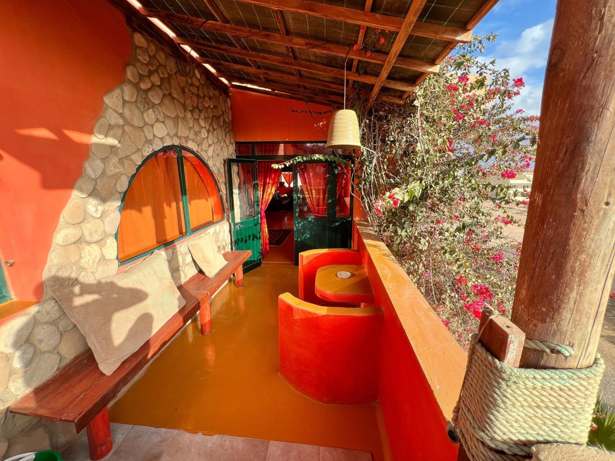 Surfactivity Guest House Santa Maria Exterior photo
